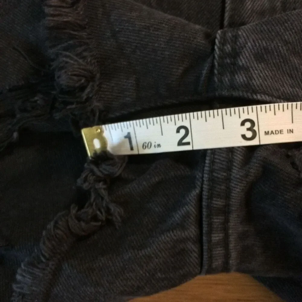 Rolla’s duster high rise denim black shorts distressed 27